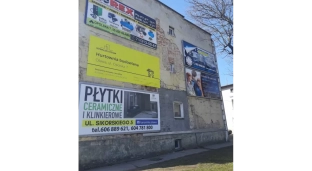 Czy w mieście są granice lokalizowania dużych reklam?