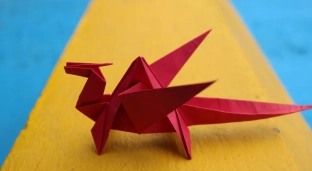 Papierowe historie – krótko o tysiącletniej tradycji sztuki origami