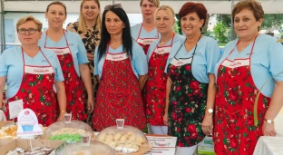 O podoławskich celebrytkach w TVP3