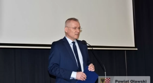 Konferencja naukowa w oławskim ogólniaku