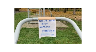 Niech ktoś naprawi nam rowerek ...