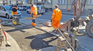 Trwa przebudowa chodników w mieście