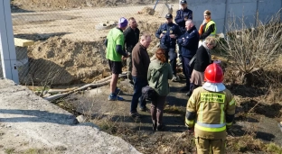 Służby ponownie nad Odrą. Ktoś celowo uszkodził węże