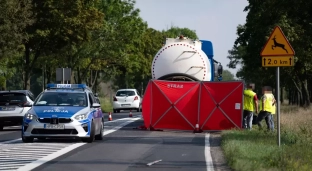 Mimo reanimacji motocyklista zmarł. Policja apeluje o rozwagę