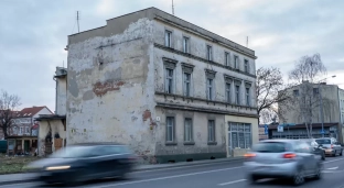 Kamienica zostanie wyburzona. W jej miejscu powstanie rondo