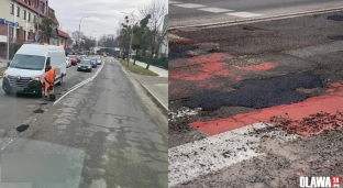 Jeżdżą po Oławie i klepią dziury łopatą