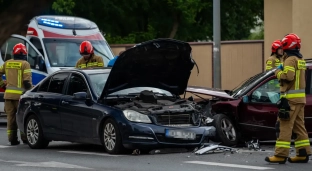 Wypadek przy Kutrowskiego. Utrudnienia w ruchu