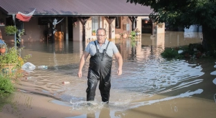 Ten dom został zalany. Rozpoczęła się zbiórka na remont