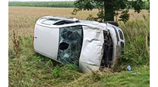 Wypadek w Jankowicach Małych. Droga zablokowana