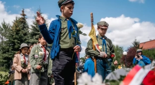 Wiwat Maj. Trzeci Maj! Oława świętuje uchwalenie Konstytucji [ZDJĘCIA]