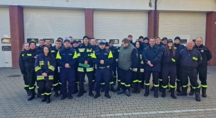 Policjanci szkolili nowych strażaków OSP