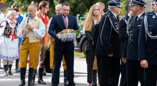 To jeden z najpiękniejszych dni rolnika. Oleśnica Mała z najpiękniejszym wieńcem!