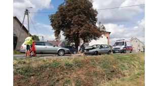 Czołowe zderzenie w Pełczycach. Kierowca był nietrzeźwy