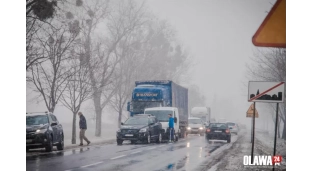 Na drogach bardzo ślisko. Kolejna kolizja