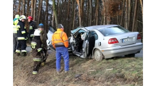 Groźny wypadek. Trzy osoby w szpitalu