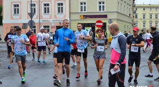 Ponad 1000 osób na starcie. Rekord Biegu Koguta pobity [ZDJĘCIA]