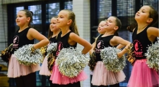 Akademia Cheerleaderek zaprasza na zajęcia taneczne z pomponami już od 11 września 2017!