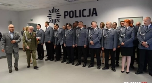 Awanse i podziękowania. Święto Policji w Oławie