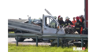 Uderzył w naczepę na A4, poniósł śmierć na miejscu