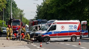 Wypadek na 1 Maja. Droga zablokowana