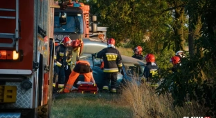 Wpadł w poślizg i wjechał do rowu