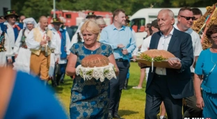 Godzikowice z najpiękniejszym wieńcem dożynkowym!