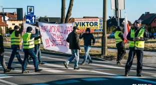 Wystawiamy żółtą kartę władzy. Będziemy jeszcze protestować