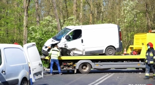 Nie zachował bezpiecznej odległości, spowodował kolizję