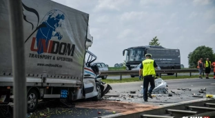 Poważny wypadek na A4. Spore utrudnienia w ruchu