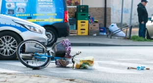 Potrącenie na ścieżce rowerowej. Są utrudnienia