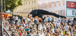 Wyjątkowe pokazy, akrobacje i spektakle w samym sercu miasta! Zbliża się OFCA 2024