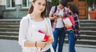 Przeniesienie się na inną uczelnię na ten sam kierunek w pigułce: poradnik dla studentów