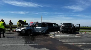 Wypadek na A4. Objazd wyznaczono przez Oławę